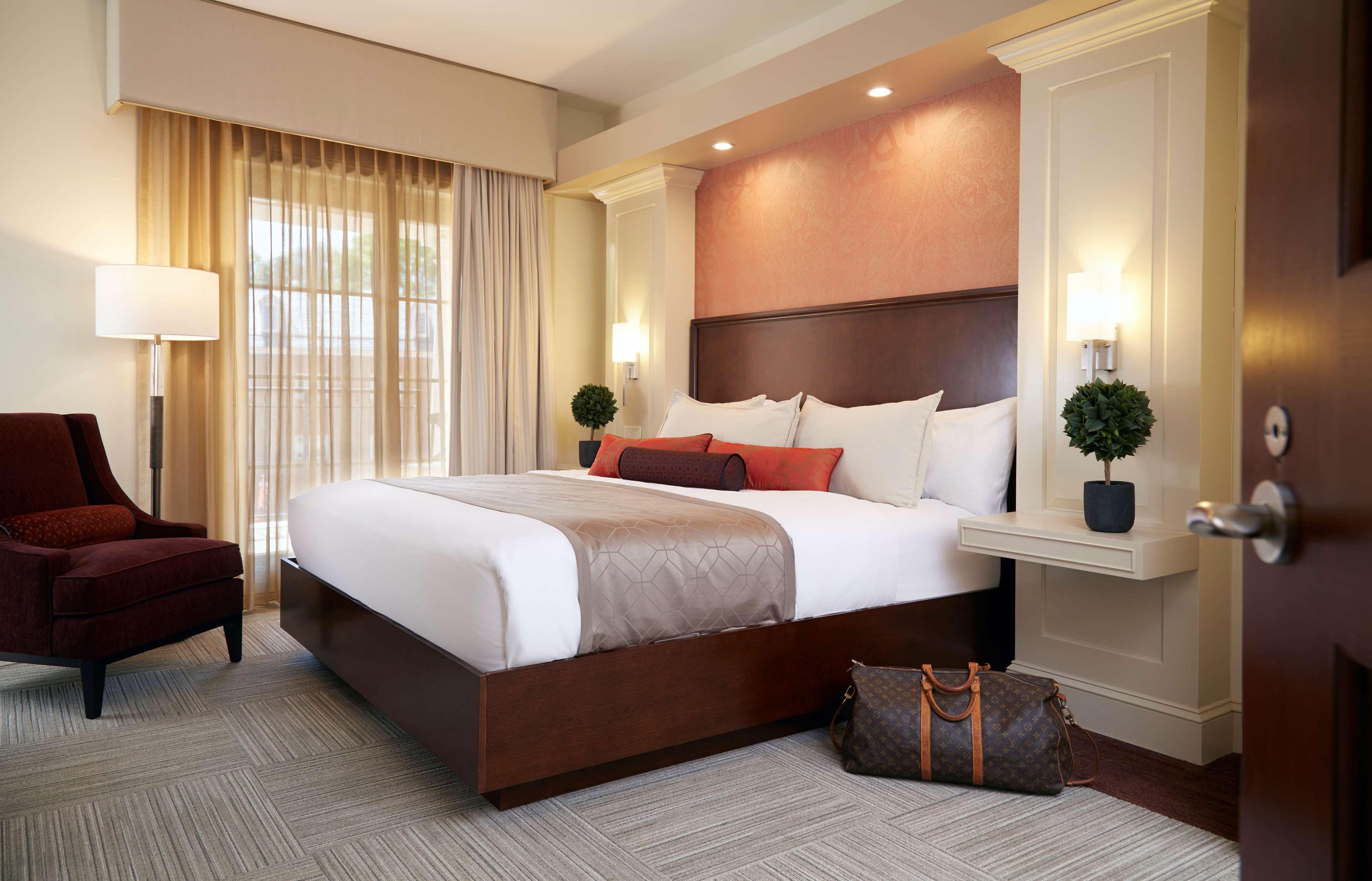 צ'אפל היל Rizzo Center, A Destination By Hyatt Hotel מראה חיצוני תמונה