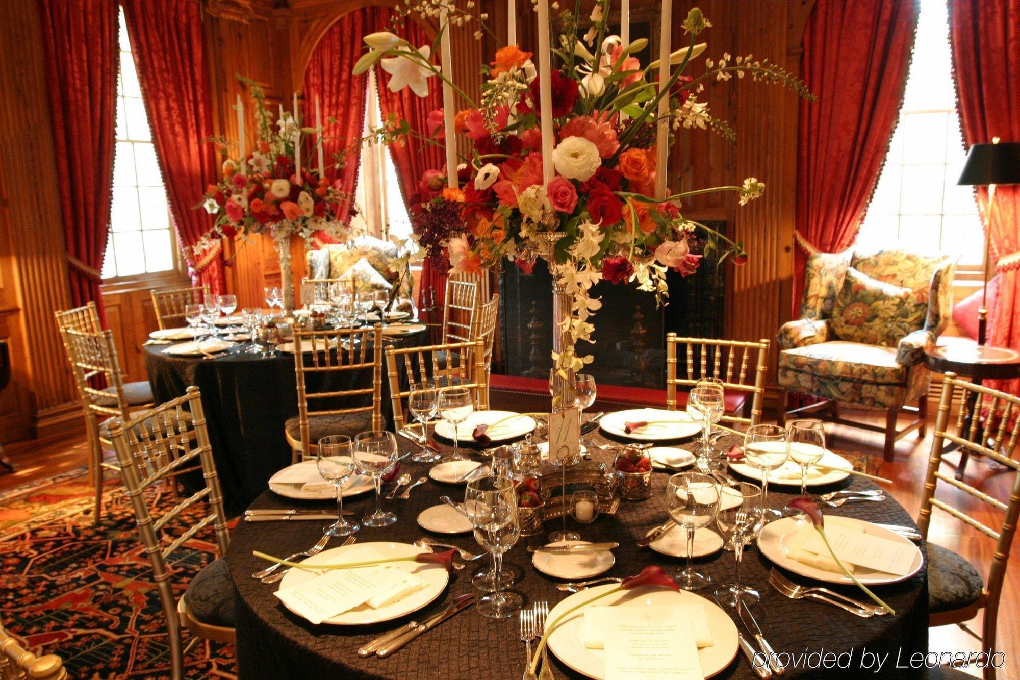צ'אפל היל Rizzo Center, A Destination By Hyatt Hotel מסעדה תמונה